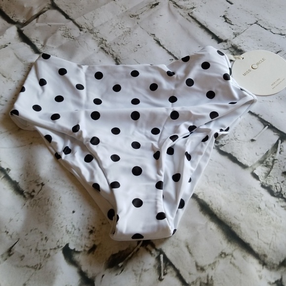 CLEARANCE! - 2 Piece Polka Dot Bikini - Picture 7 of 7